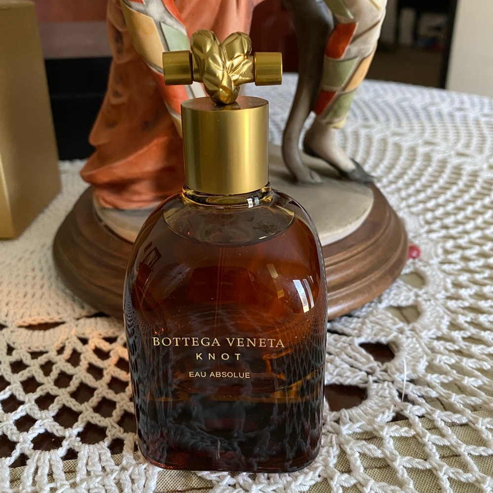 Bottega veneta knot eau de absolue 2.5oz